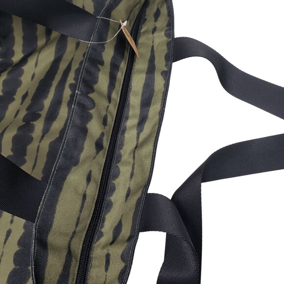 Pink Victoria's Secret Zippered Tote Bag - Picture 6 of 6